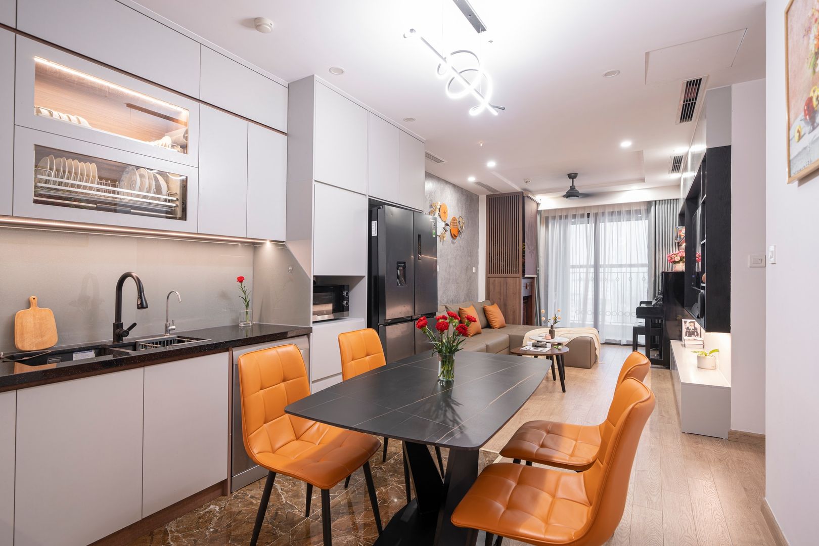 Thi công nội thất căn hộ chung cư Royal City Thanh Xuân Hà Nội